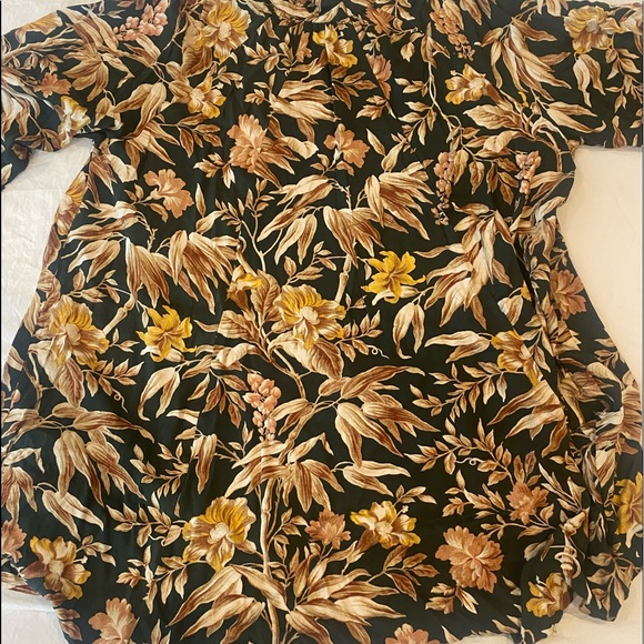 Dresses & Skirts - Dress